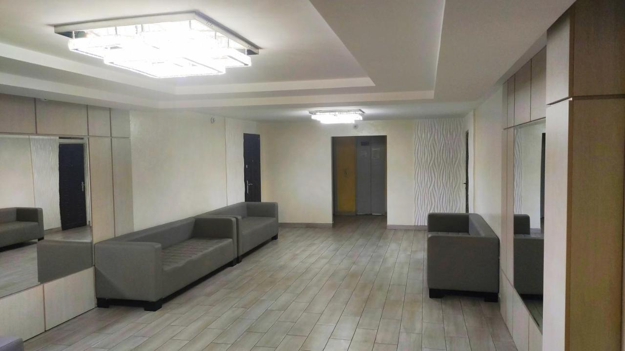 Уютная Квартира У Моря Apartamento Odessa Exterior foto
